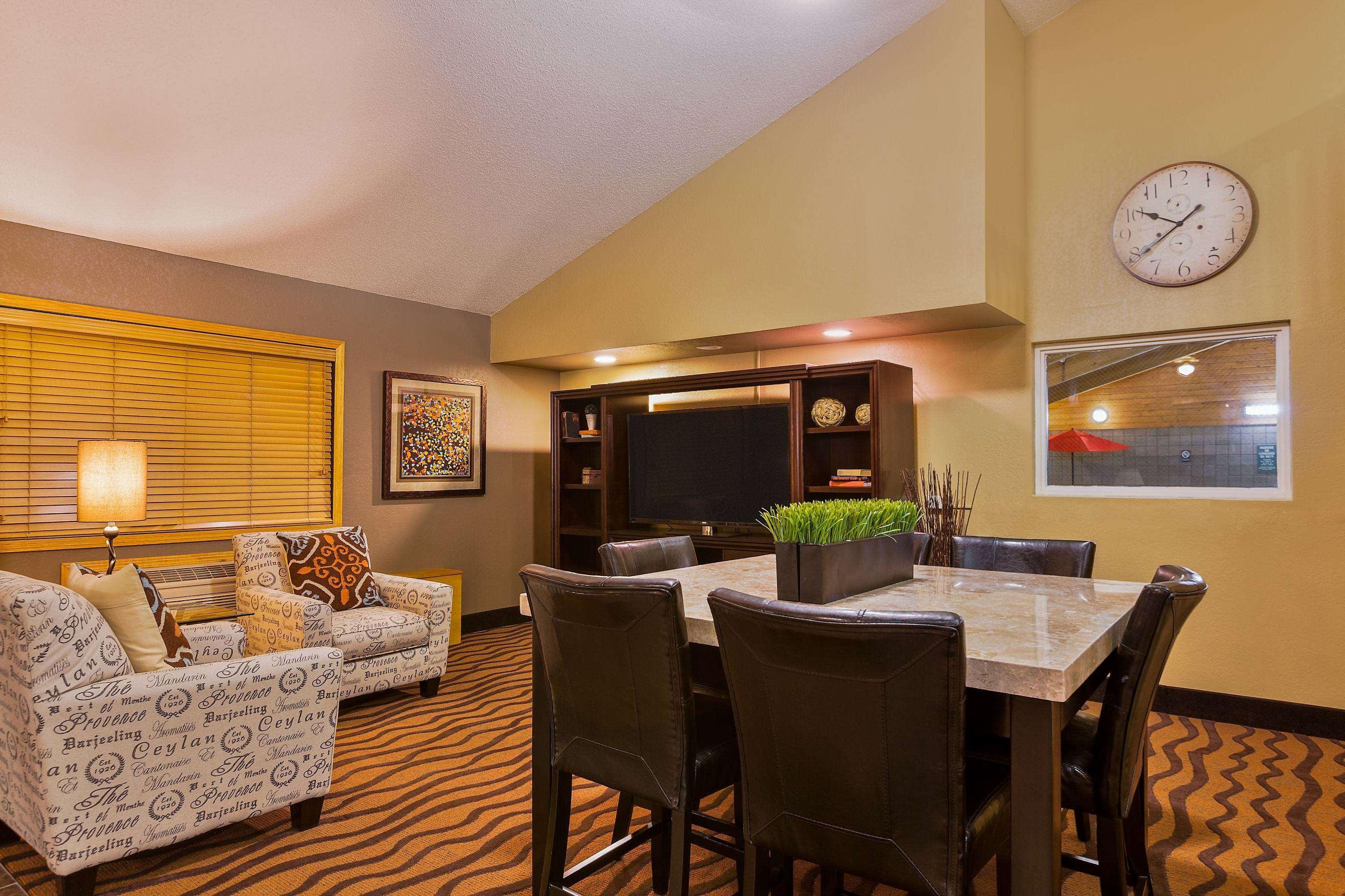 Americinn By Wyndham Algona Esterno foto